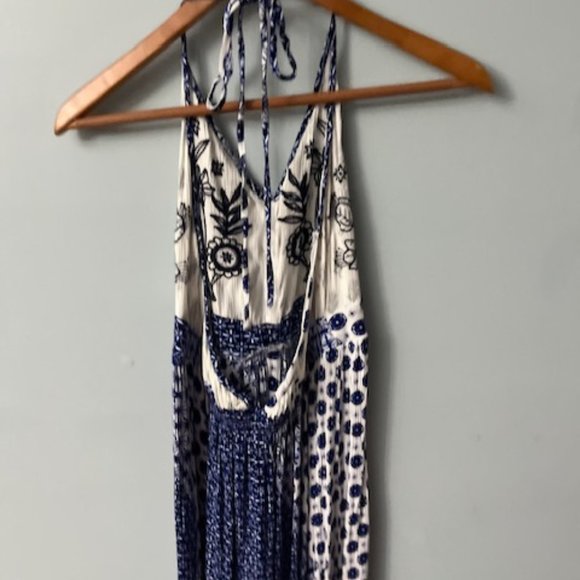 PATRONS of PEACE Maxi (S) backless w/ tie neck - Picture 2 of 2